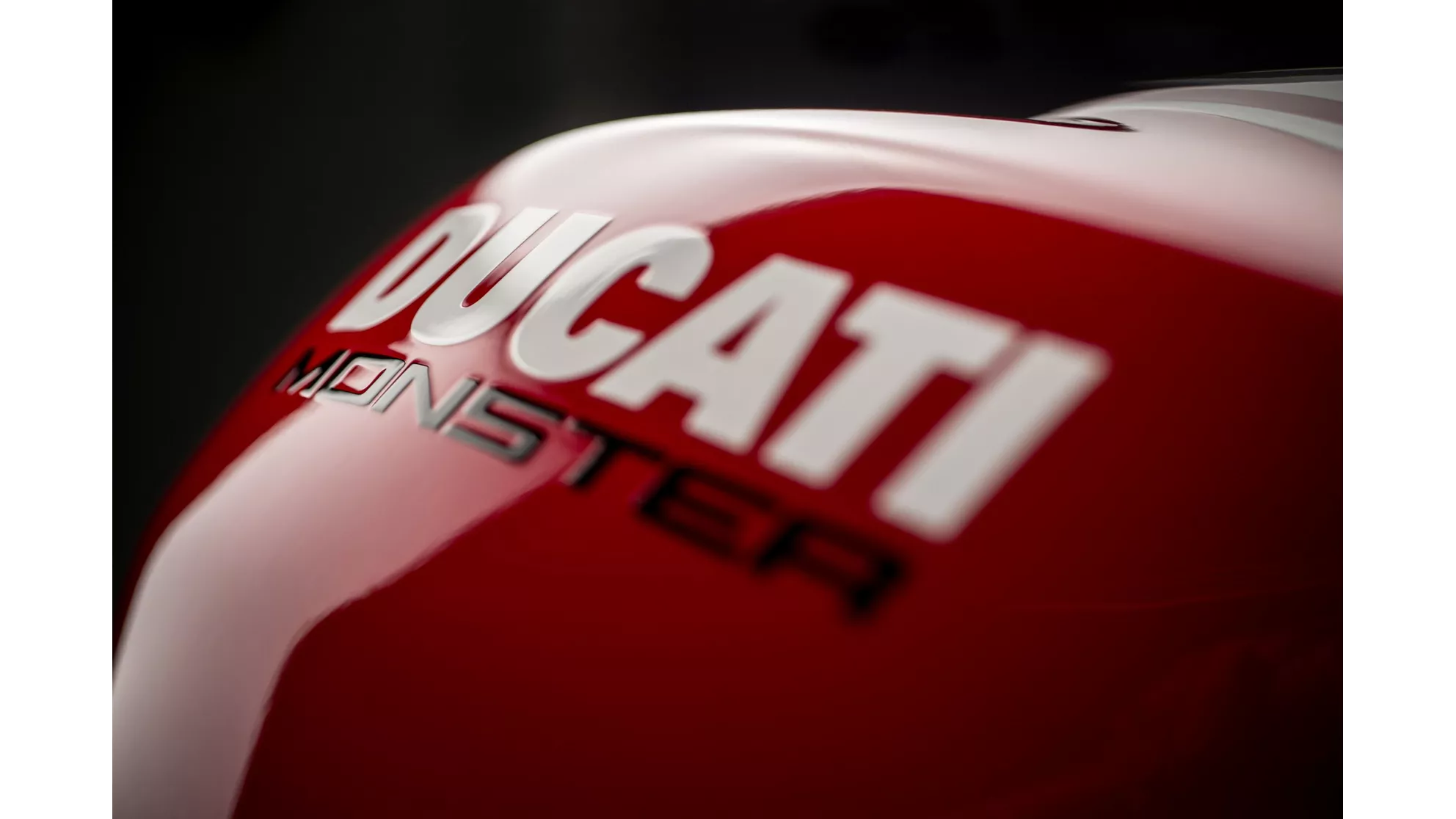 Ducati Monster 1200 R - Obrázek 9